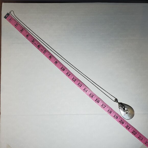 Large Mother of Pearl and Sterling Silver Pendant Necklace - Picture 7 of 16